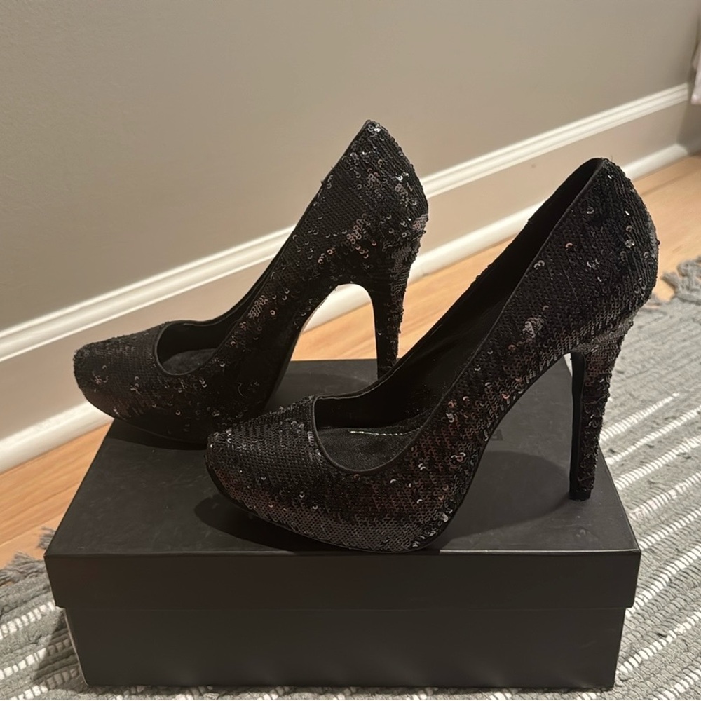 Report Signature Black Sequin Platform High Heels… - image 2